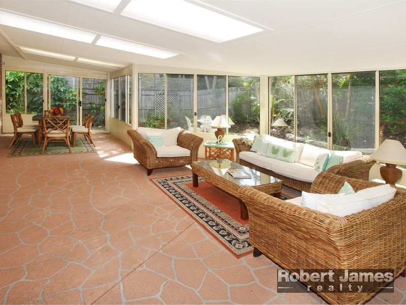 8 Burgess Drive, Tewantin QLD 4565