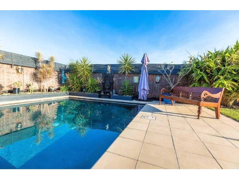 3 Penina Close, Peregian Springs QLD 4573