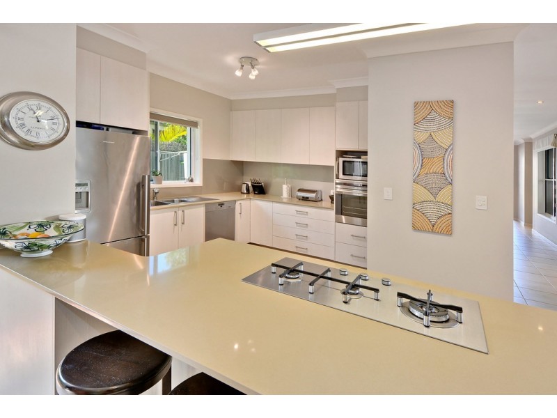 8 Greenside Court, Peregian Springs QLD 4573