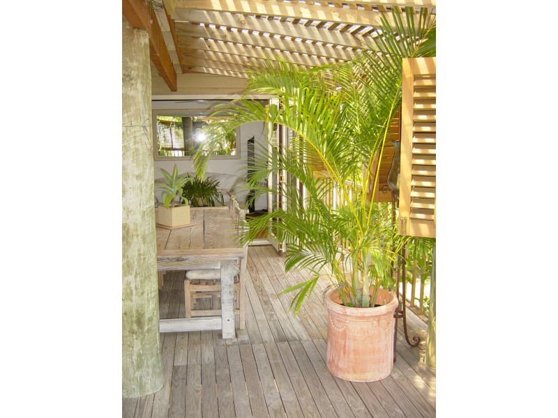 95 Lake Weyba Drive, Noosaville QLD 4566