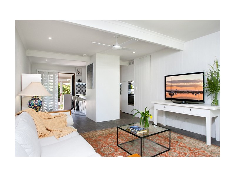 13/124 Noosa Parade, Noosaville QLD 4566