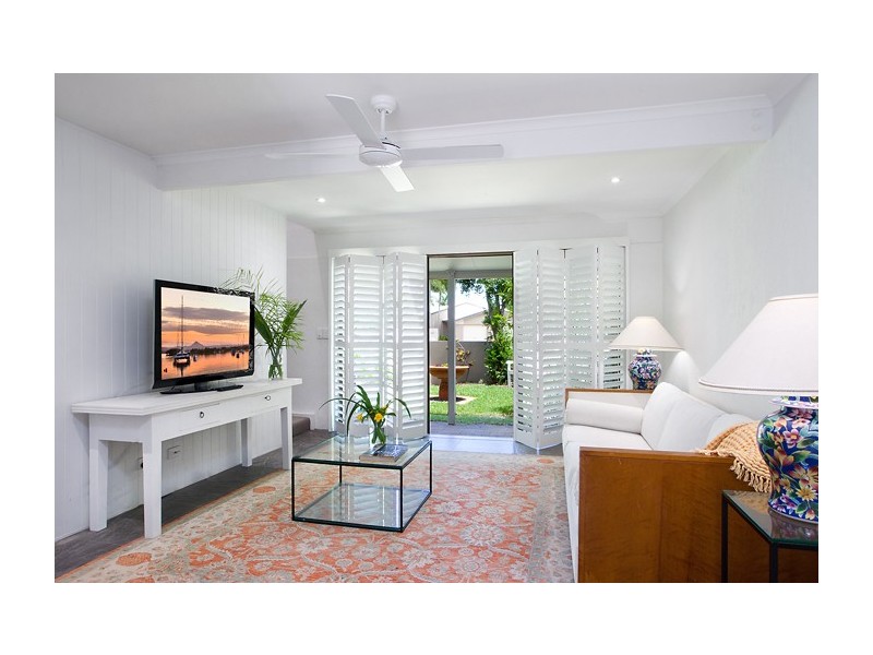 13/124 Noosa Parade, Noosaville QLD 4566