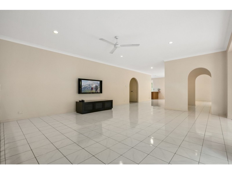 14 Bond Court, Doonan QLD 4562