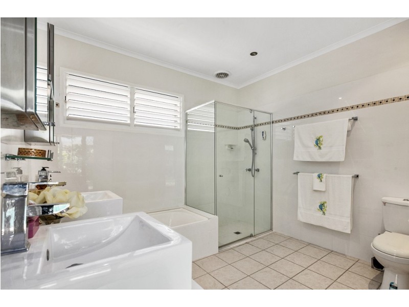 33 Morning Glory Drive, Cooroibah QLD 4565