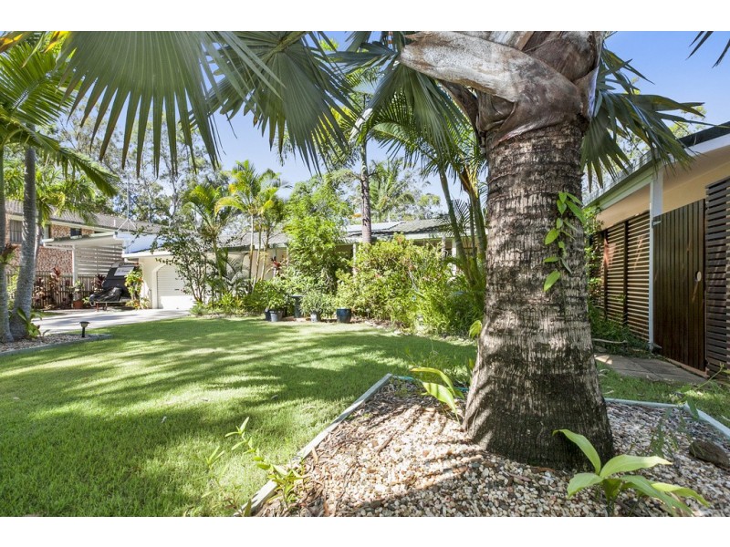 33 Morning Glory Drive, Cooroibah QLD 4565