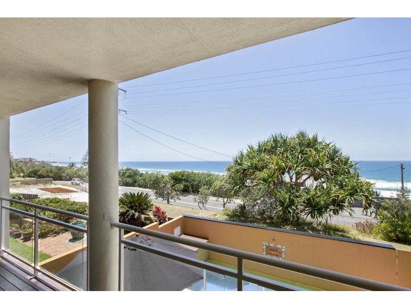 2/18 Corsair Crescent, Sunrise Beach QLD 4567