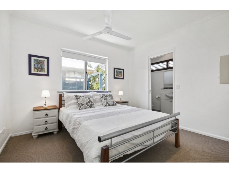 2/18 Corsair Crescent, Sunrise Beach QLD 4567