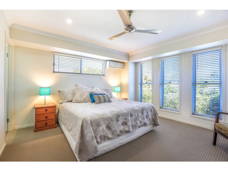 2 Maddens Crescent, Peregian Springs QLD 4573