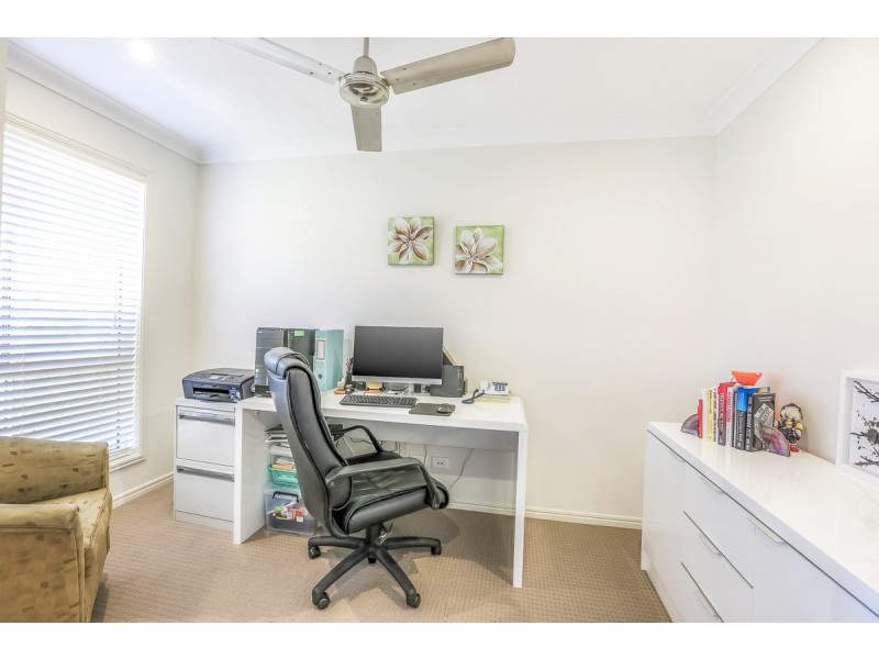 2 Maddens Crescent, Peregian Springs QLD 4573