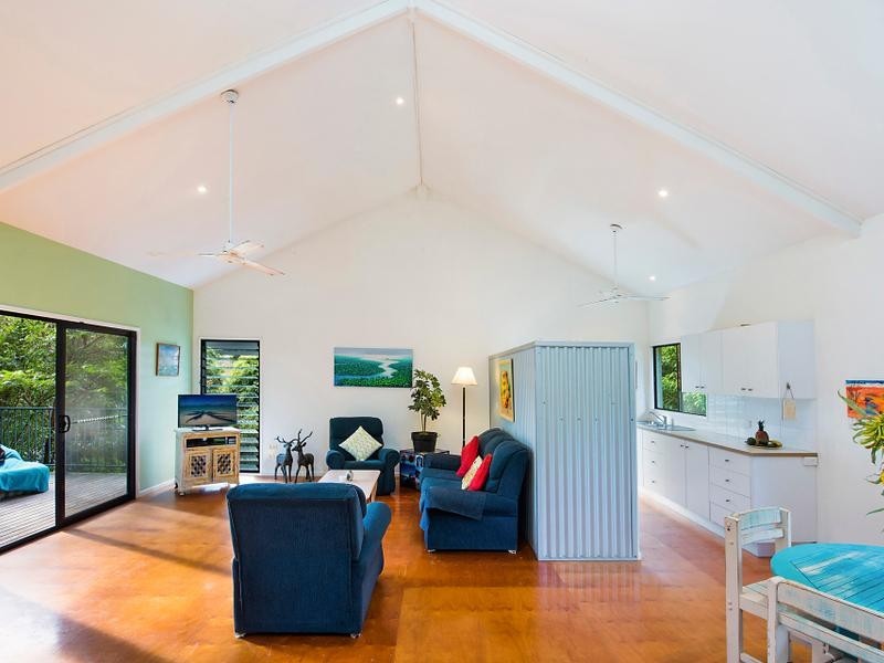 8 Jacaranda Place, Tewantin QLD 4565