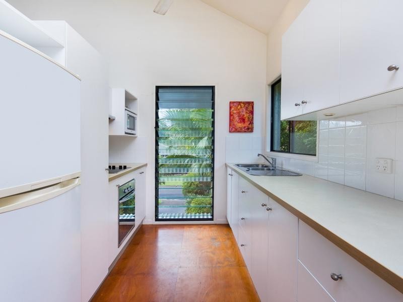 8 Jacaranda Place, Tewantin QLD 4565