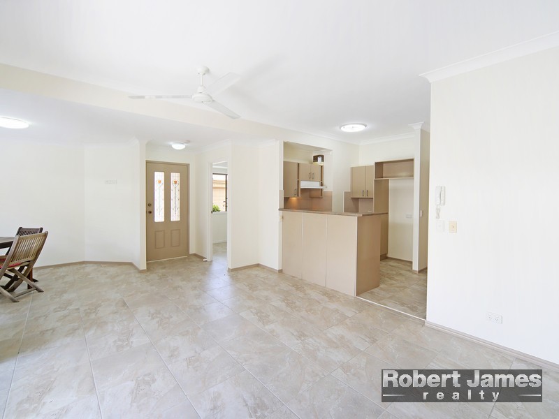 2/31-33 Elizabeth Street, Noosaville QLD 4566