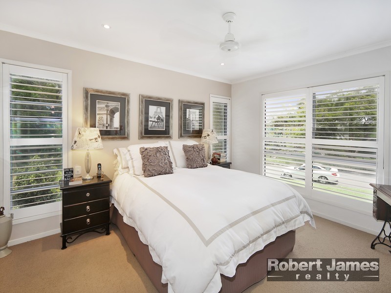 2 Coates Drive, Boreen Point QLD 4565