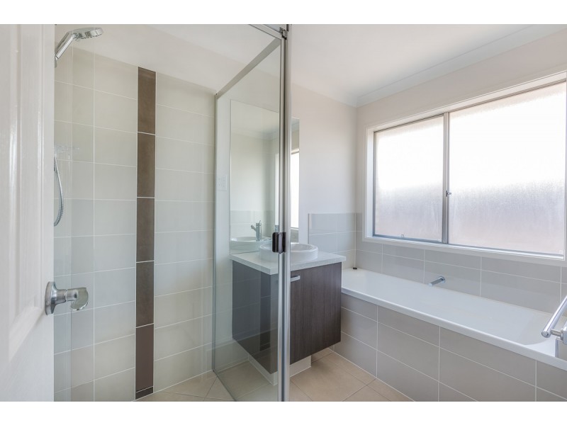 78 Sandhurst Cres, Peregian Springs QLD 4573