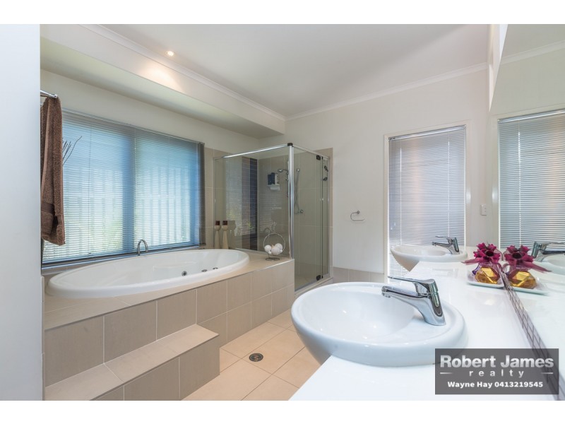 9 Inverness Place, Peregian Springs QLD 4573