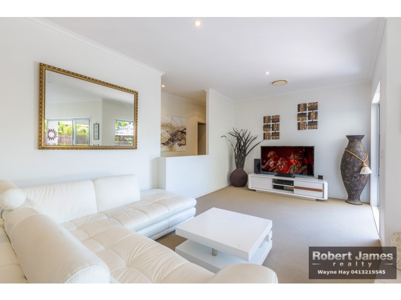 9 Inverness Place, Peregian Springs QLD 4573