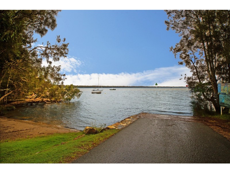 31 Urunga Parade, Boreen Point QLD 4565