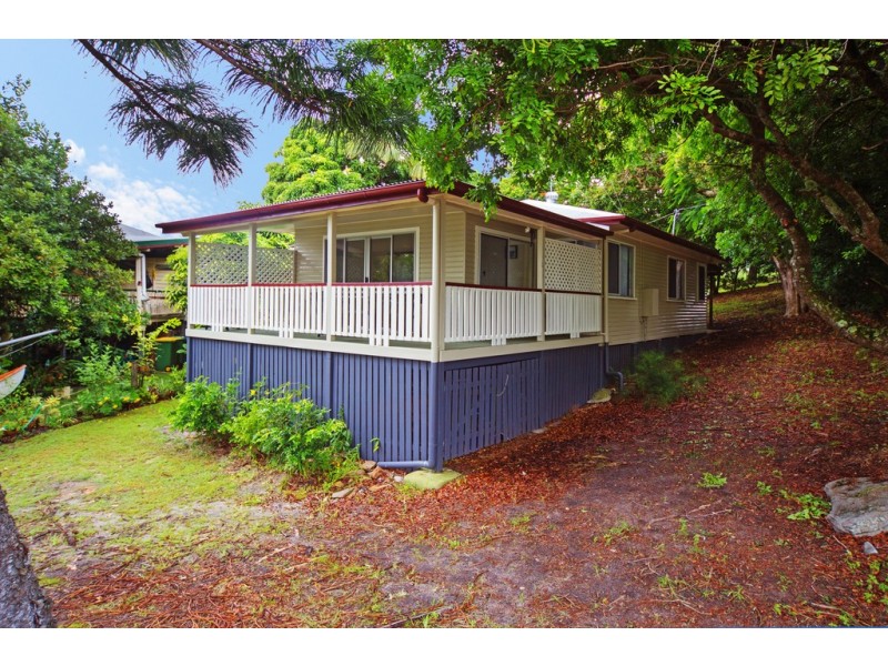 31 Urunga Parade, Boreen Point QLD 4565