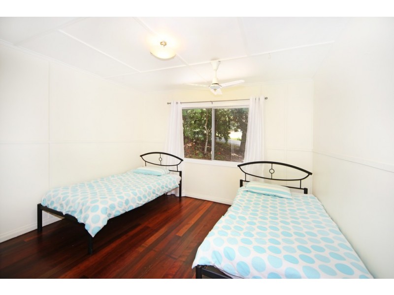 31 Urunga Parade, Boreen Point QLD 4565