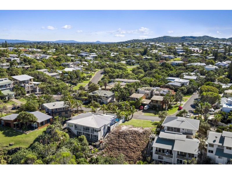 6 Corsair Crescent, Sunrise Beach QLD 4567