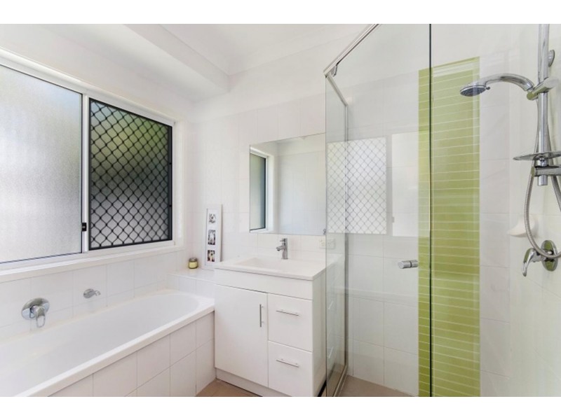 8 Eagleford Court, Peregian Springs QLD 4573