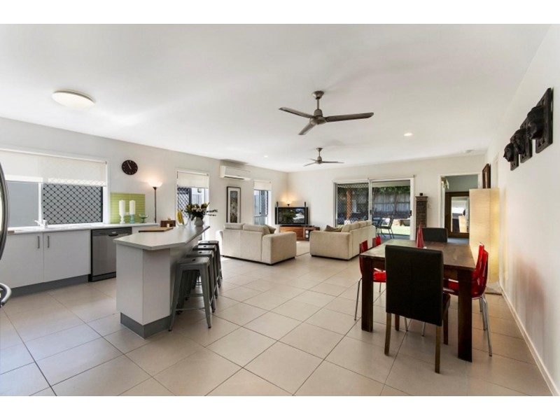 8 Eagleford Court, Peregian Springs QLD 4573