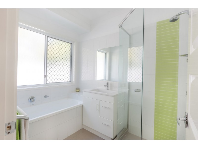 8 Eagleford Court, Peregian Springs QLD 4573