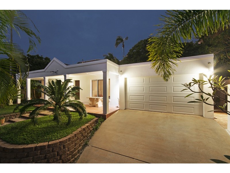 10 Warana Street, Noosa Heads QLD 4567