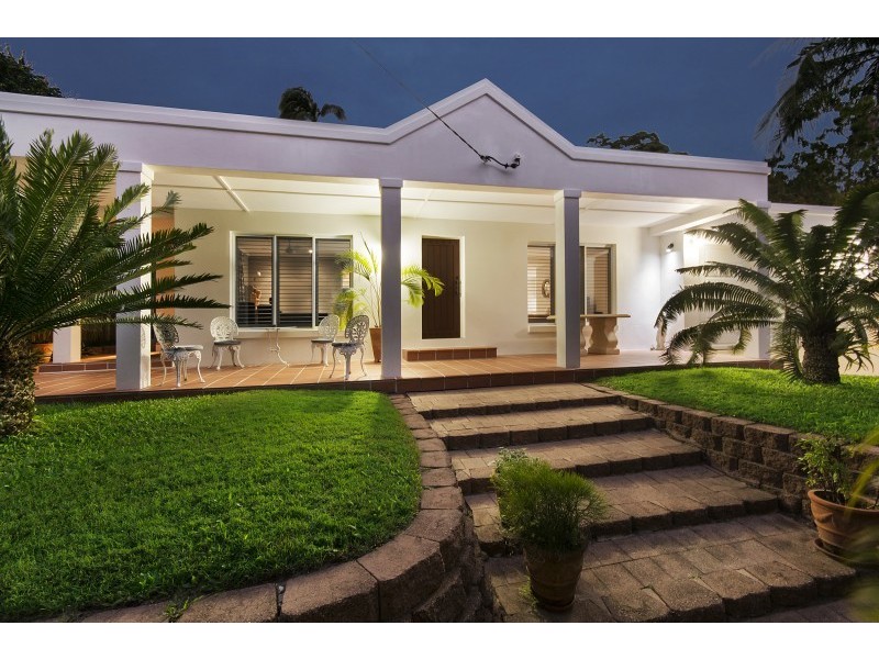 10 Warana Street, Noosa Heads QLD 4567