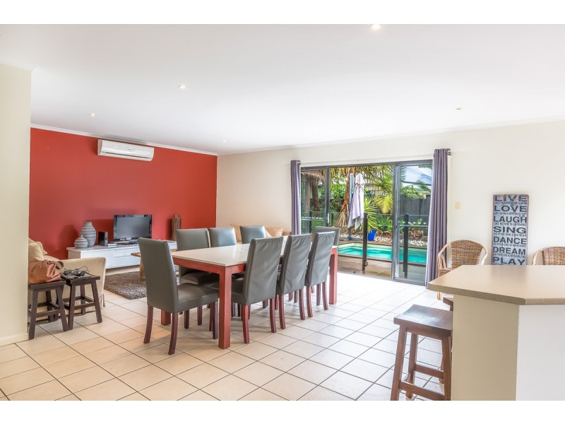 33 Crestview Drive, Peregian Springs QLD 4573