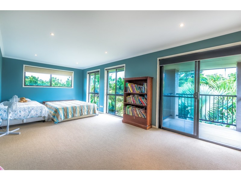 33 Crestview Drive, Peregian Springs QLD 4573