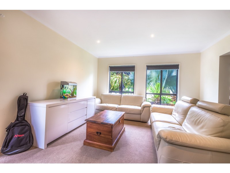 33 Crestview Drive, Peregian Springs QLD 4573
