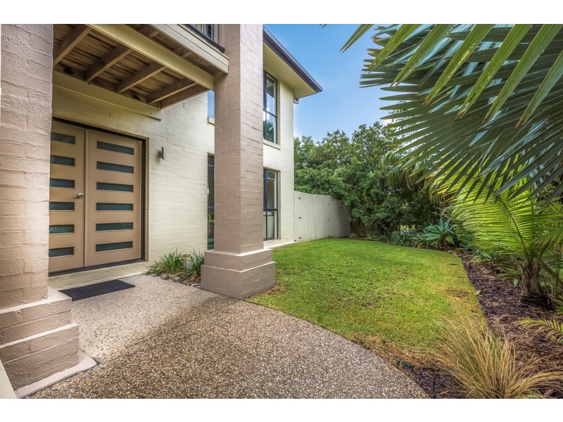 33 Crestview Drive, Peregian Springs QLD 4573