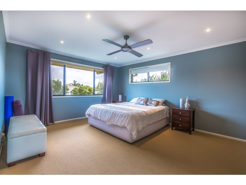 33 Crestview Drive, Peregian Springs QLD 4573