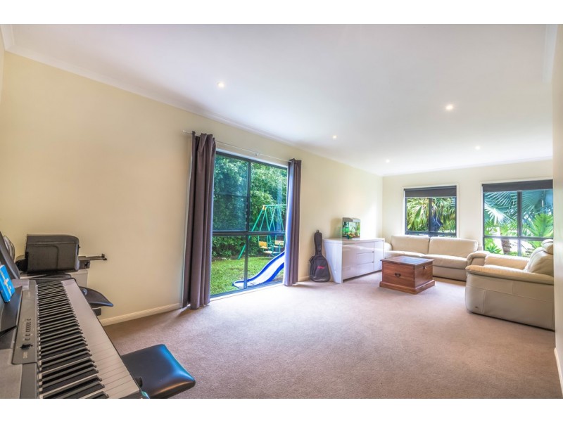 33 Crestview Drive, Peregian Springs QLD 4573