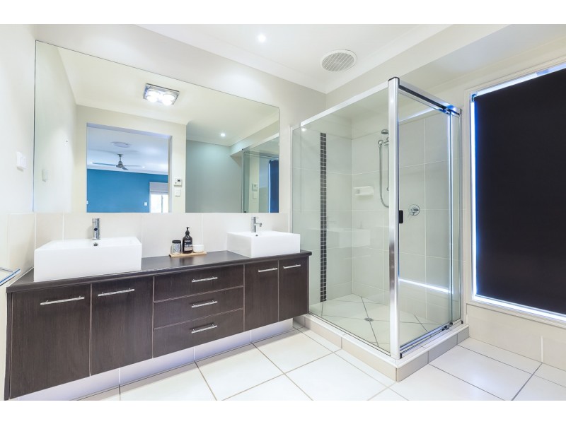 61 Balgownie, Peregian Springs QLD 4573