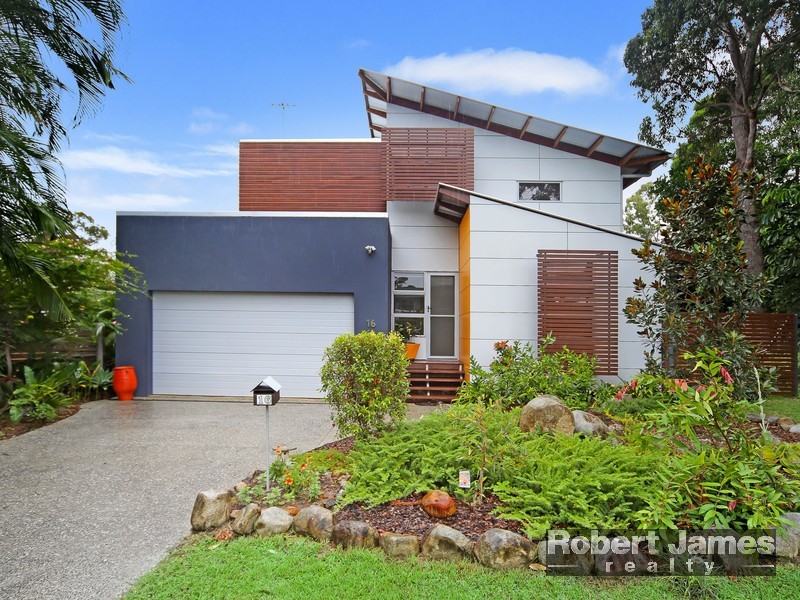 16 Woongar Street, Boreen Point QLD 4565