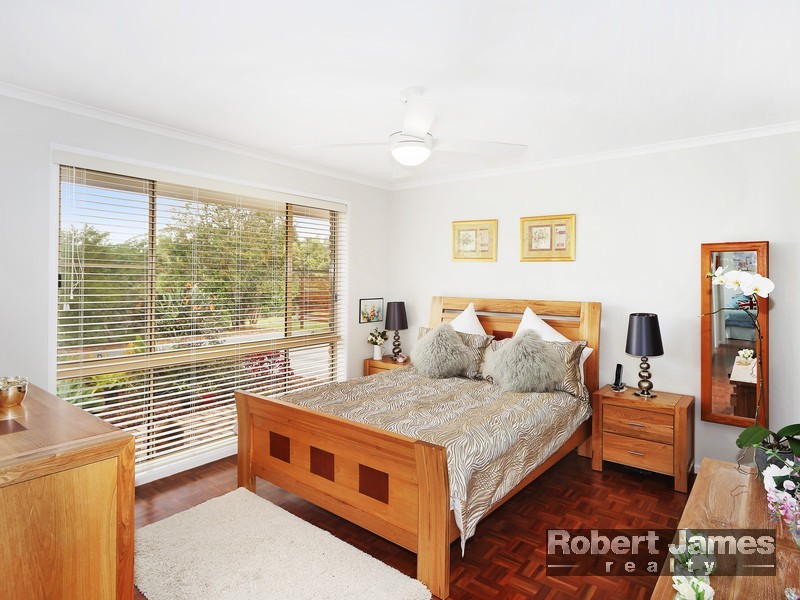 21 Pacific View Drive, Tinbeerwah QLD 4563