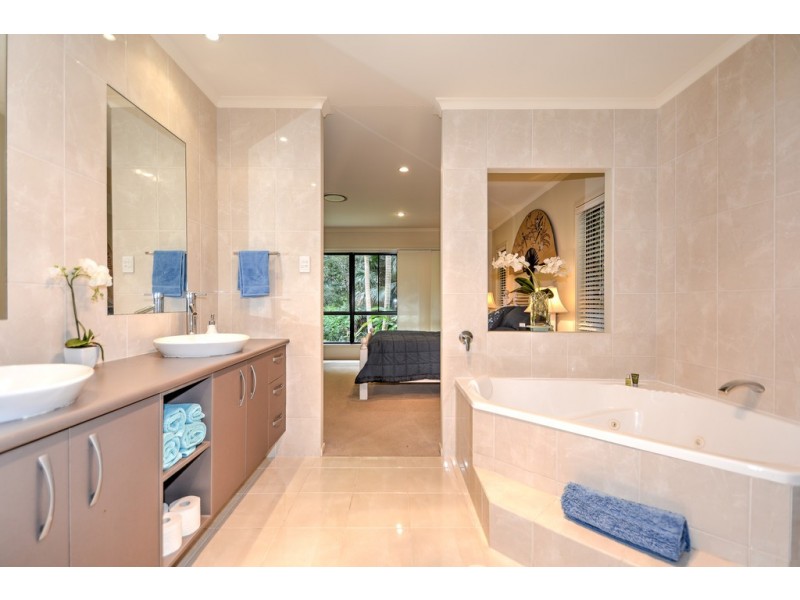 84 Pheasant Lane, Doonan QLD 4562