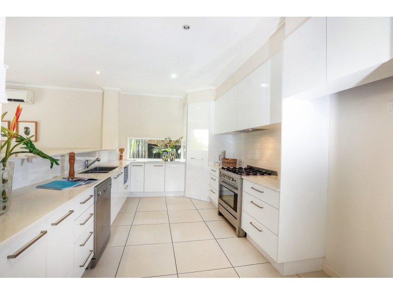 89 The Avenue, Peregian Springs QLD 4573