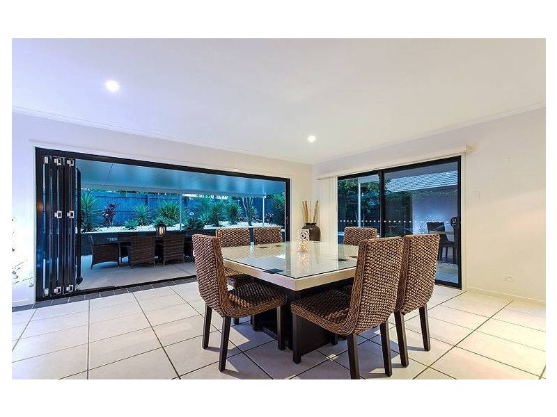 4 Pebble Court, Peregian Springs QLD 4573