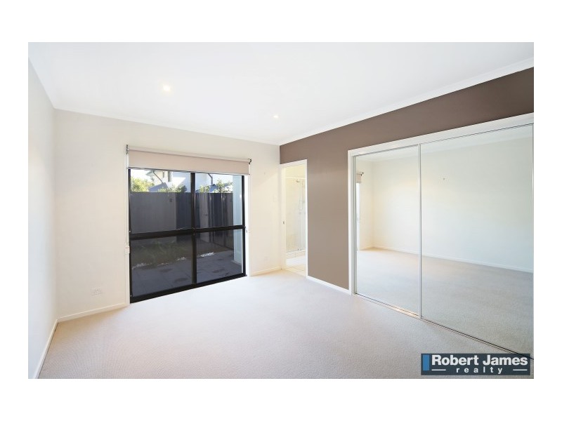 4 Pebble Court, Peregian Springs QLD 4573