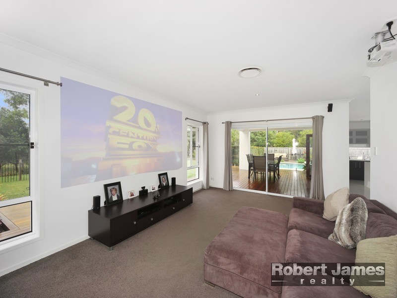 2 Attenuatta Place, Noosaville QLD 4566