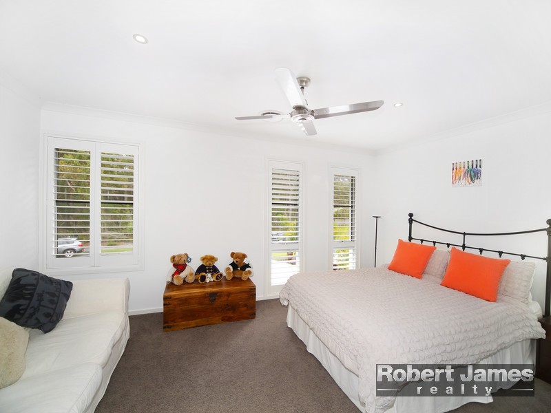 2 Attenuatta Place, Noosaville QLD 4566