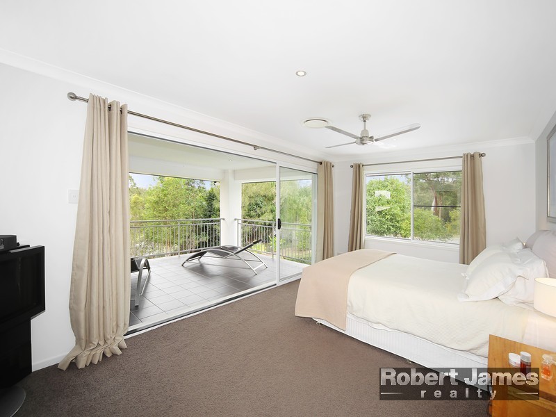 2 Attenuatta Place, Noosaville QLD 4566