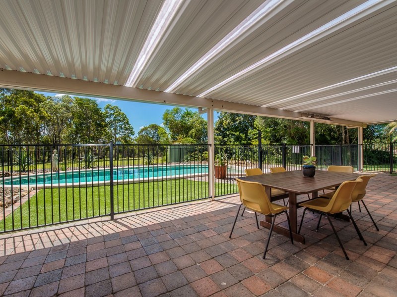 4 Illoura Place, Cooroibah QLD 4565