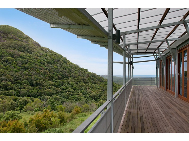 111 Lukes Road, Cooroy Mountain QLD 4563