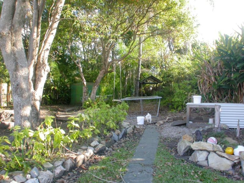 11 Station Street, Pomona QLD 4568