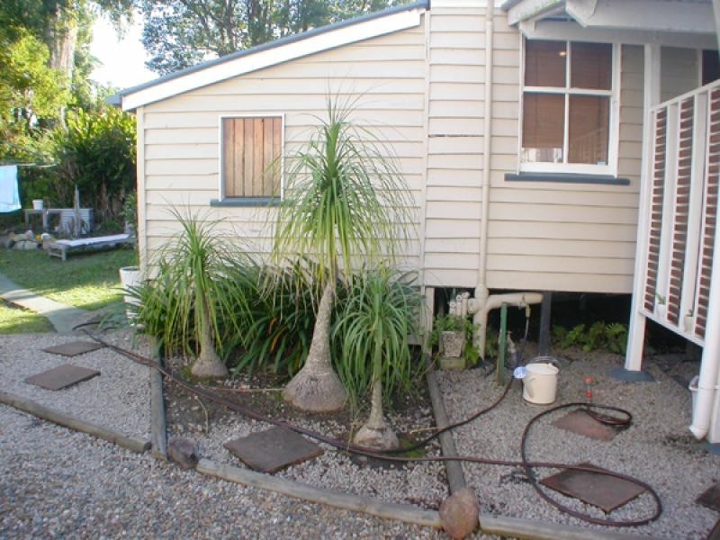 11 Station Street, Pomona QLD 4568