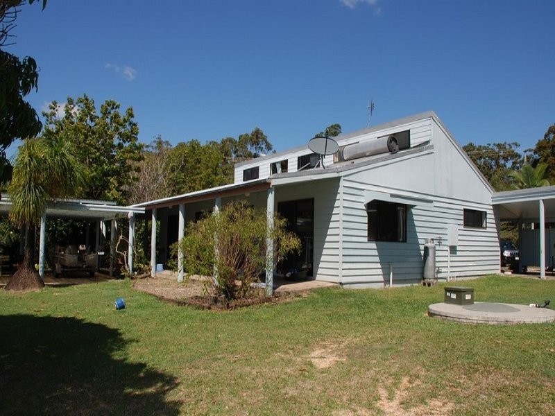 3 Hollett Road, Noosaville QLD 4566